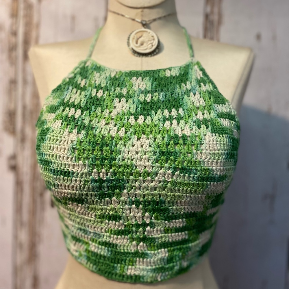 Crochet halter top. 100% cotton Green and white. XS-M